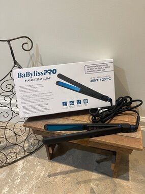 🆕 BABYLISS PRO Nano-titanium Ultra Thin Flat Iron 1"
